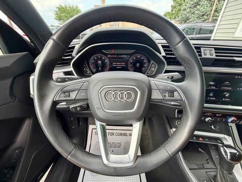 Used 2023 Audi Q3 2.0T Premium Plus AWD/4WD image 37