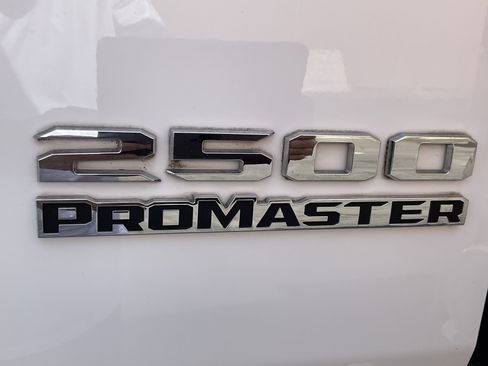 Used 2023 RAM ProMaster 2500 FWD image 7