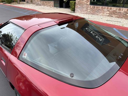 Used 1990 Chevrolet Corvette Coupe image 39