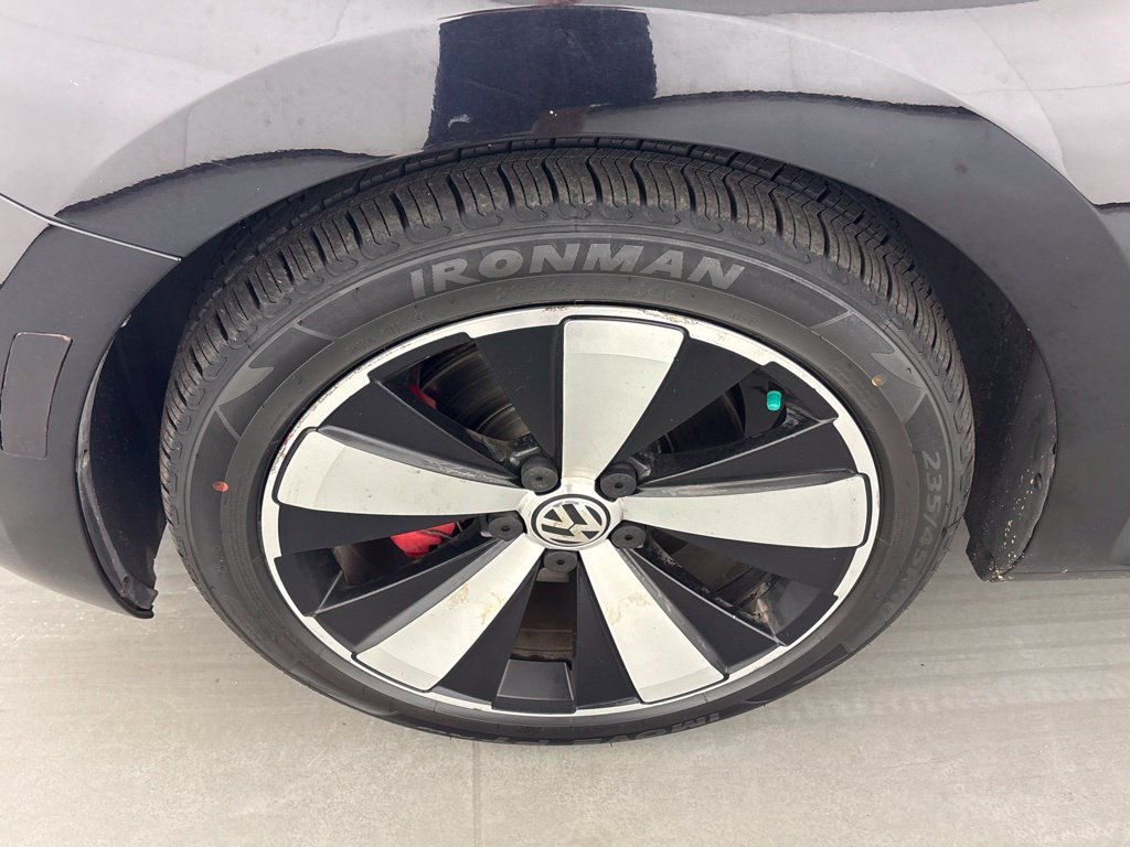 Used 2014 Volkswagen Beetle R-Line FWD image 14
