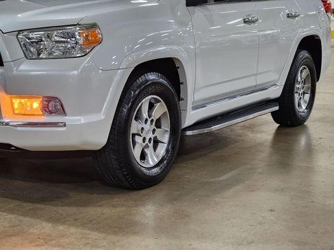 Used 2013 Toyota 4Runner SR5 image 17