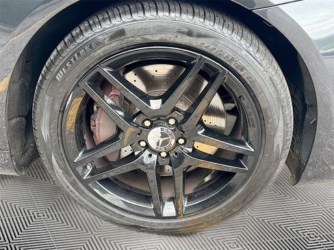 Used 2019 Mercedes-Benz S 560 Sedan w/ AMG Line Exterior image 33