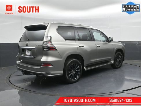 Used 2023 Lexus GX 460 Luxury image 3