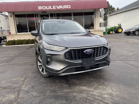Used 2024 Ford Escape Platinum AWD/4WD image 1