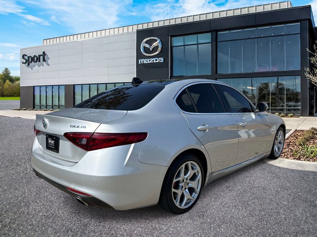 Used 2021 Alfa Romeo Giulia Ti w/ Active Assist 2 Package TI RWD image 3