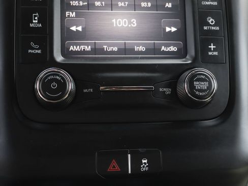 Used 2022 RAM 5500 Tradesman w/ Chrome Appearance Group AWD/4WD image 33