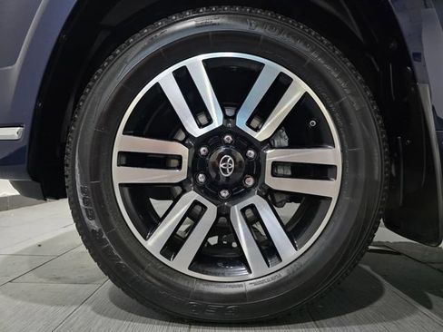 Used 2021 Toyota 4Runner Limited AWD/4WD image 22