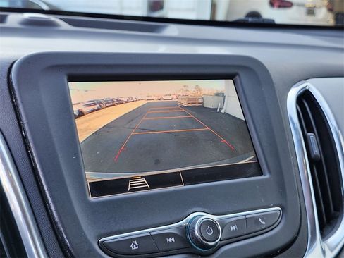 Used 2023 Chevrolet Equinox LT w/ LPO, Floor Liner Package image 19