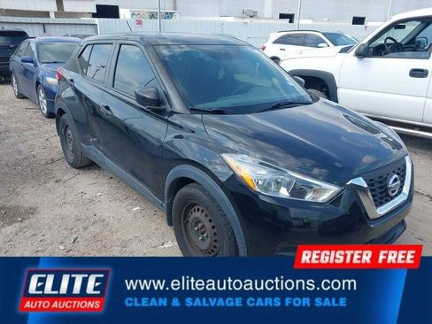 Used 2020 Nissan Kicks S FWD image 1