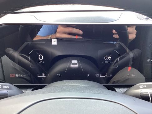 Used 2025 Kia K4 EX image 38