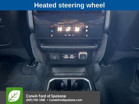 Used 2022 Jeep Wagoneer Series III w/ Flexible Seating Group image 13