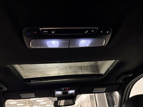 Used 2023 Kia Telluride SX X-Line image 19