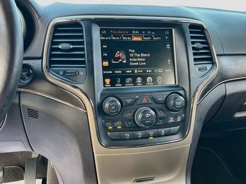 Used 2014 Jeep Grand Cherokee Summit RWD image 15