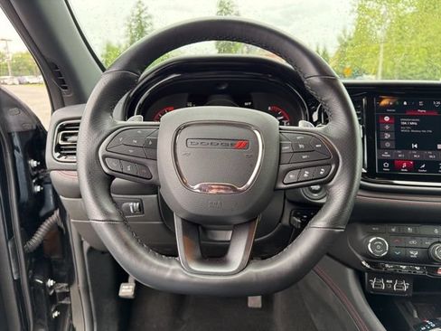 Used 2025 Dodge Durango GT AWD/4WD image 23