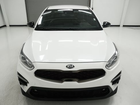 Used 2021 Kia Forte GT-Line FWD image 2