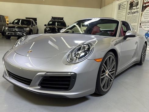 Used 2017 Porsche 911 Carrera AWD/4WD image 5