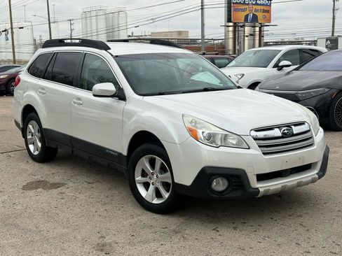 Used 2014 Subaru Outback 2.5i Limited AWD/4WD image 2