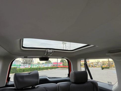 Used 2004 Honda Element EX image 17