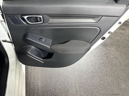 Used 2024 Honda Civic Sport image 28