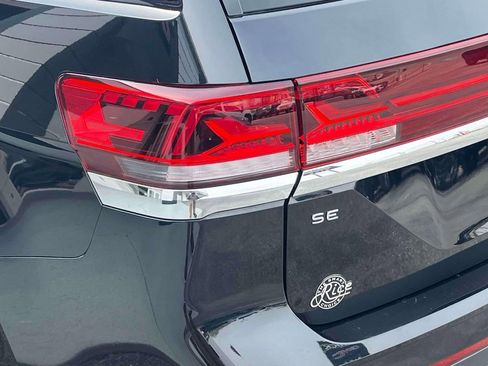 Used 2024 Volkswagen Atlas SE image 10