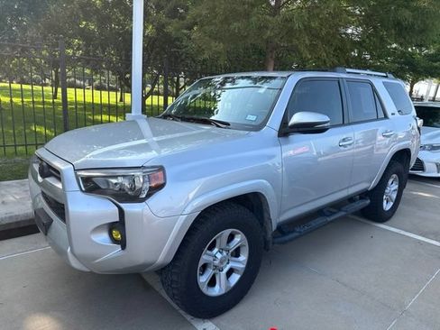 Used 2021 Toyota 4Runner SR5 Premium w/ Moonroof Package AWD/4WD image 1