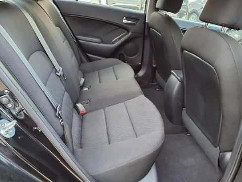 Used 2016 Kia Forte LX image 19