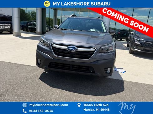 Used 2022 Subaru Outback Premium AWD/4WD image 2
