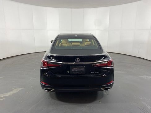 Certified 2022 Lexus ES 350 w/ Premium Package image 7