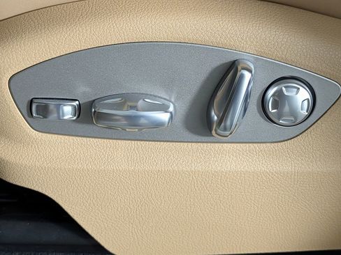 New 2026 Porsche Macan image 29