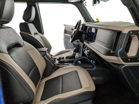 Certified 2022 Ford Bronco Wildtrak AWD/4WD image 23