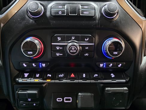 Used 2021 Chevrolet Silverado 3500 High Country w/ Z71 Off-Road Package image 38