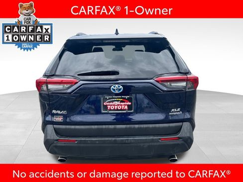 Certified 2021 Toyota RAV4 XLE Premium image 5