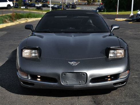 Used 2003 Chevrolet Corvette Convertible w/ Preferred Equipment Group1 RWD image 8