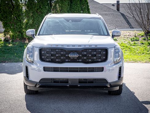 Used 2021 Kia Telluride EX w/ EX Premium Package image 2