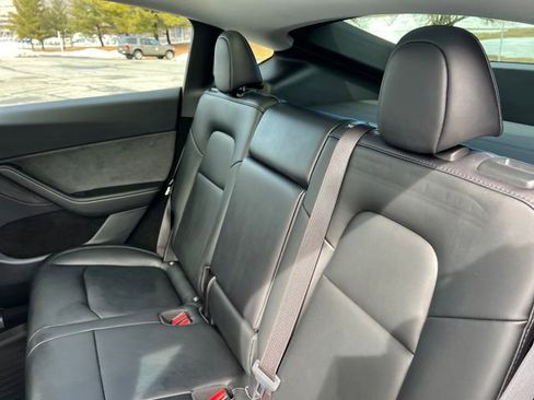 Used 2024 Tesla Model Y Performance image 24