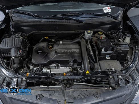 Used 2019 Chevrolet Equinox LS w/ LS Convenience Package image 44