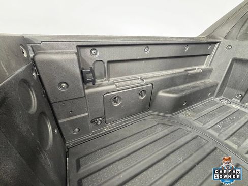 Used 2025 Hyundai Santa Cruz SEL AWD/4WD image 16