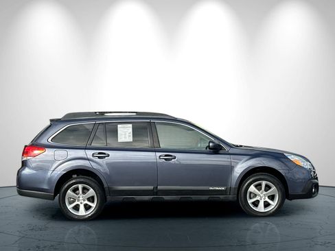 Used 2014 Subaru Outback 2.5i Limited image 3
