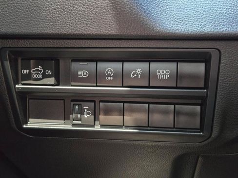 Used 2023 Toyota Tundra SR5 AWD/4WD image 21