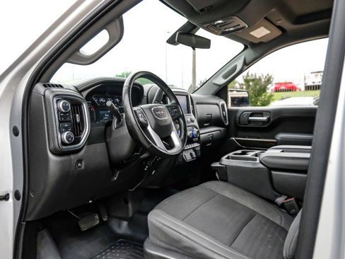 Used 2021 GMC Sierra 1500 SLE w/ X31 Off-Road Package AWD/4WD image 12
