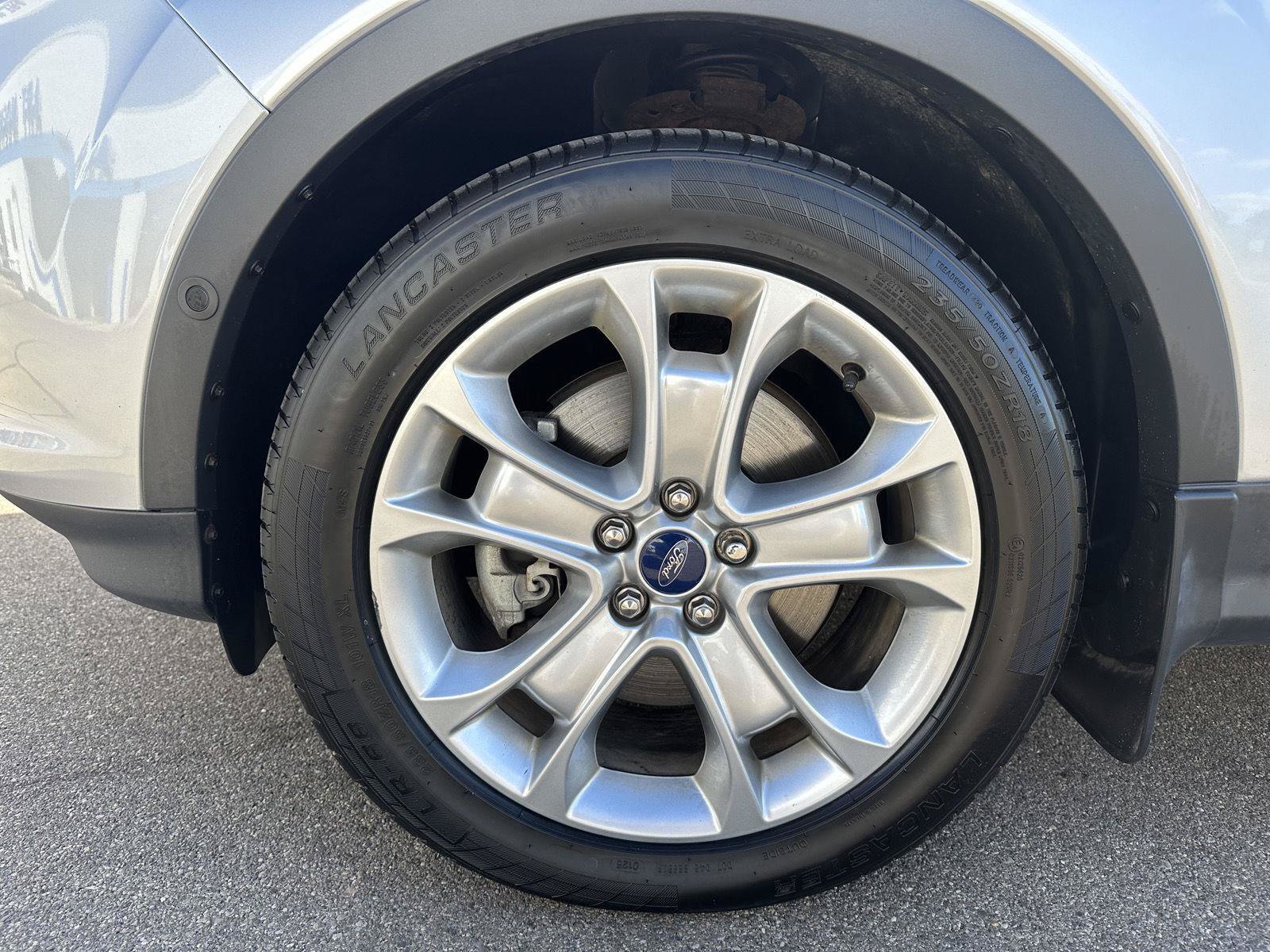 Used 2016 Ford Escape Titanium w/ Equipment Group 301A AWD/4WD image 7