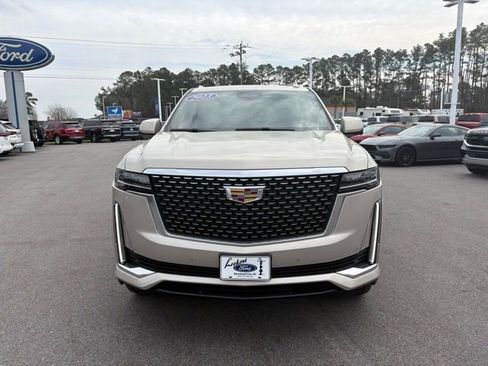 Used 2023 Cadillac Escalade Premium Luxury image 7