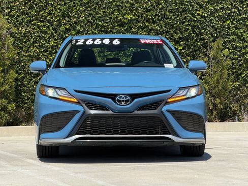Used 2024 Toyota Camry XSE FWD image 4