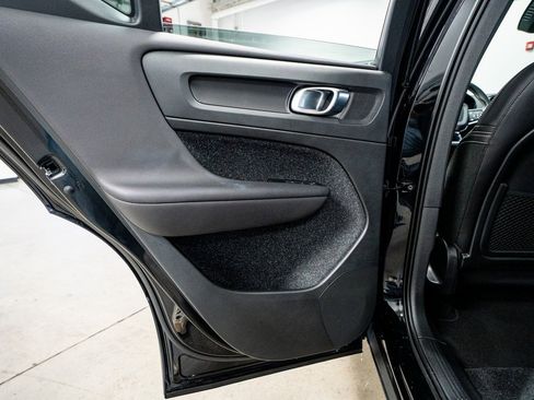 Used 2021 Volvo XC40 P8 Recharge w/ Advanced Package image 50