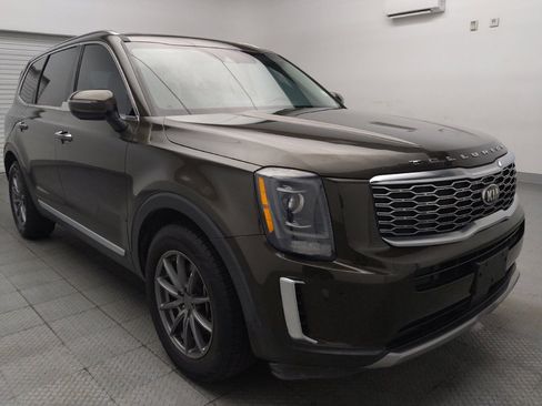 Used 2021 Kia Telluride S FWD image 13