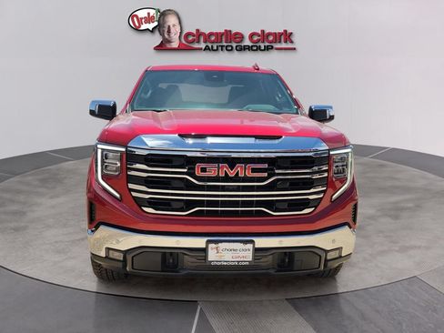 Used 2025 GMC Sierra 1500 SLT RWD image 8