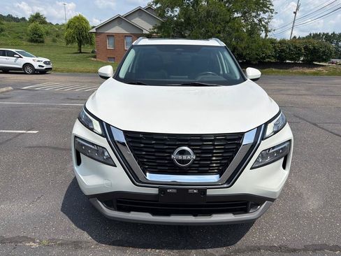 Used 2023 Nissan Rogue SV w/ SV Premium B Package AWD/4WD image 10