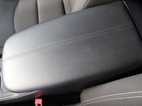 Used 2022 GMC Terrain SLE image 43