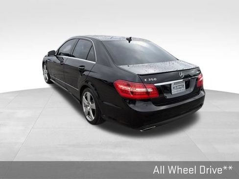 Used 2011 Mercedes-Benz E 350 4MATIC Sedan image 9