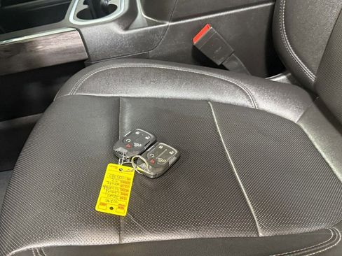 Used 2021 Chevrolet Silverado 1500 LTZ image 20